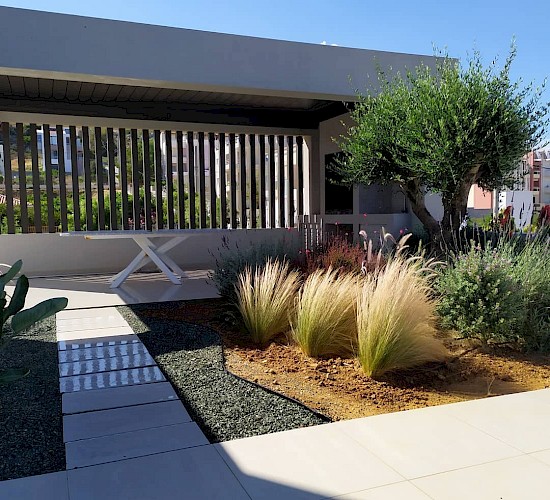 Χανιά Κατασκευή Κήπων Μελέτη Επίβλεψη Συντήρηση Διακόσμηση